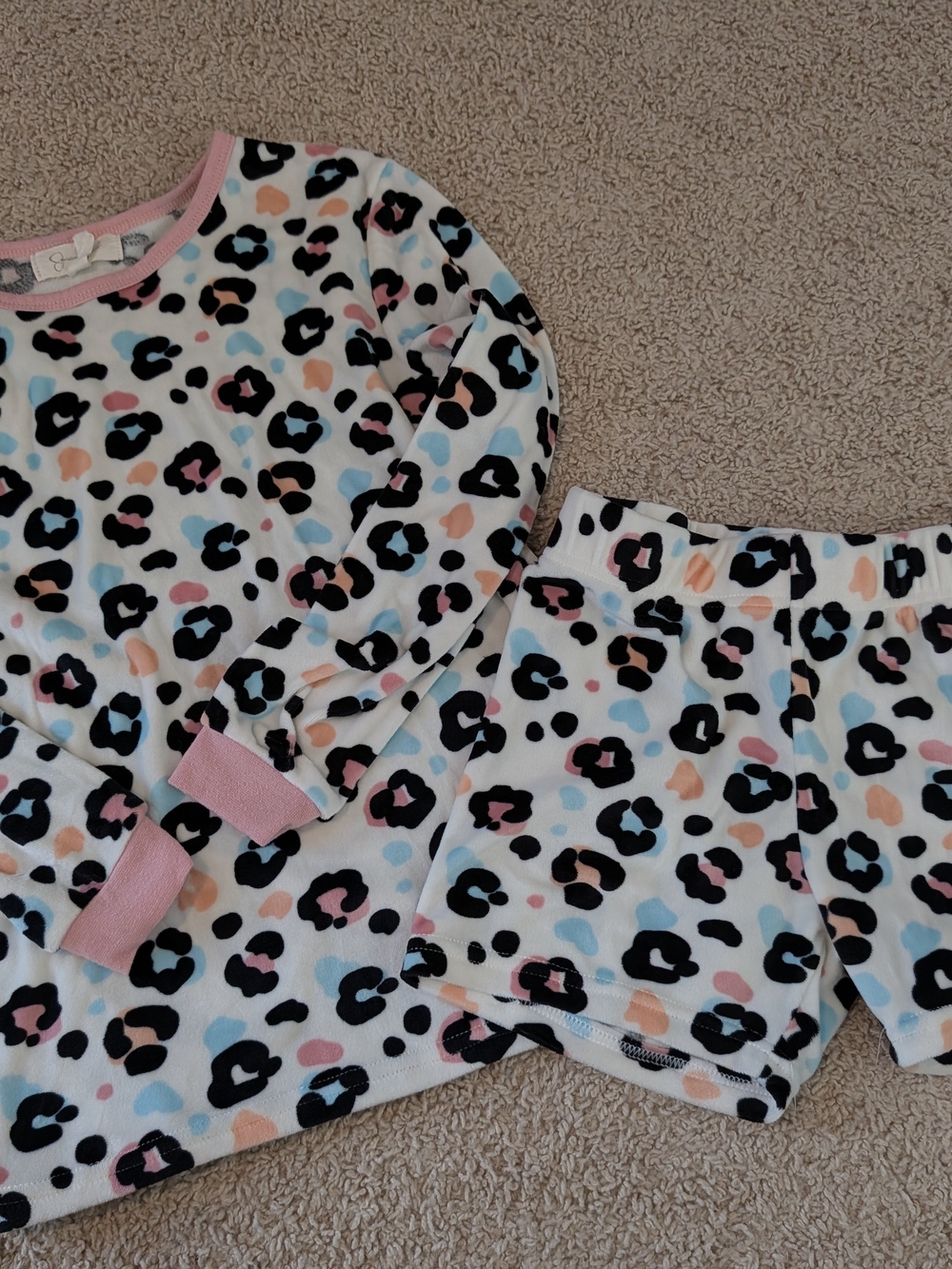 Jessica Simpson White Leopard Print Kids Pajama Set with Pink Trim